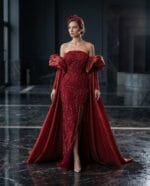 1060 - Crimson Majesty Pelerinli Couture Abiye - Görsel 3